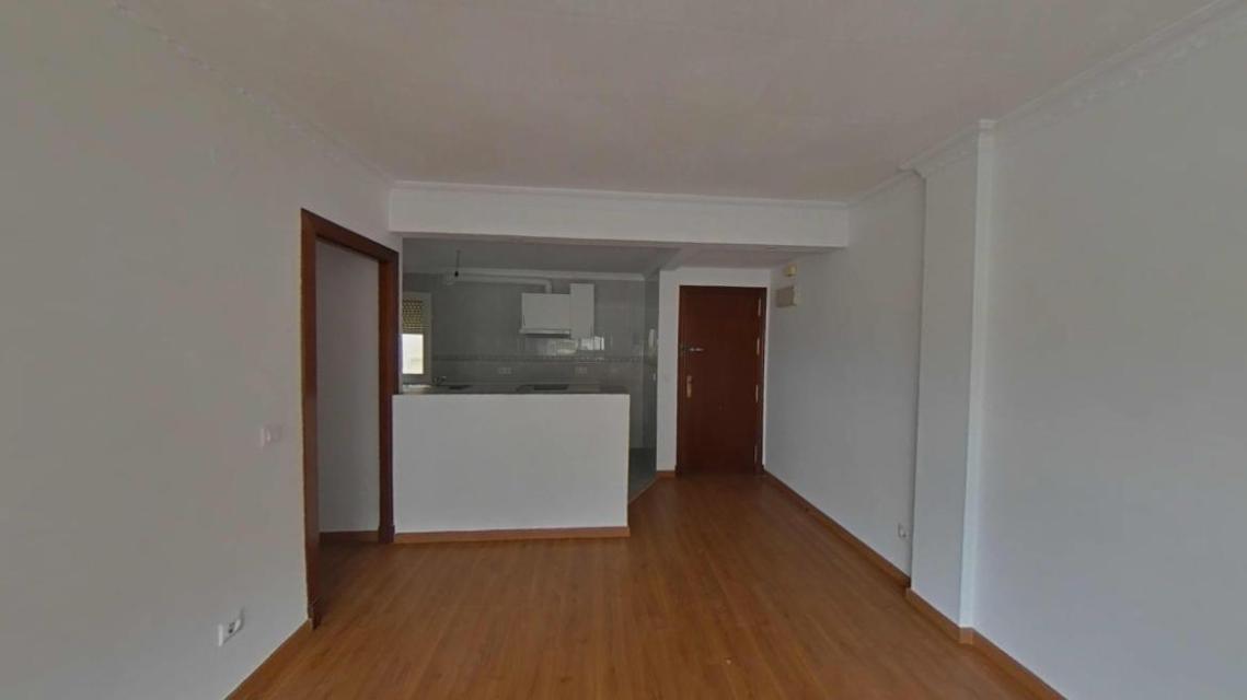 PISO A LA VENTA SIN POSESION