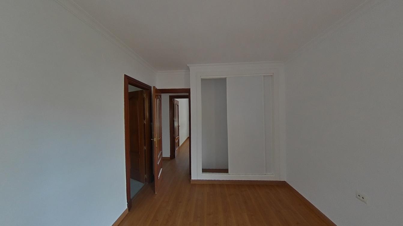 PISO A LA VENTA SIN POSESION