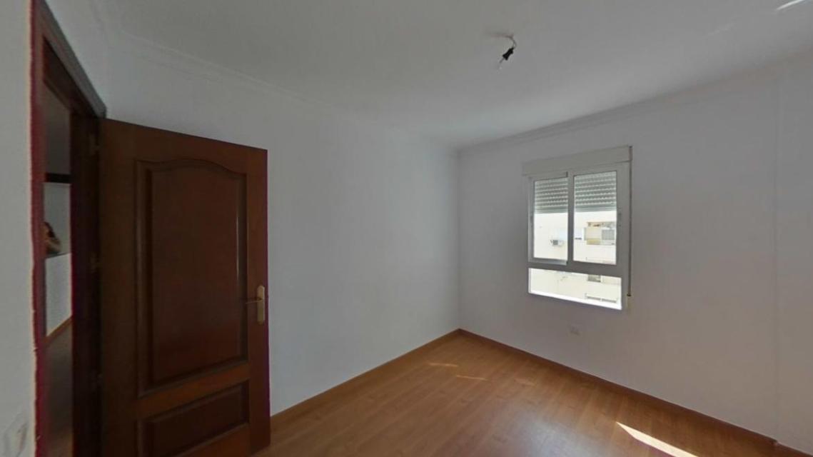 PISO A LA VENTA SIN POSESION