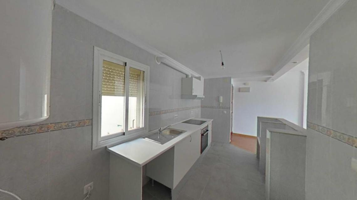 PISO A LA VENTA SIN POSESION