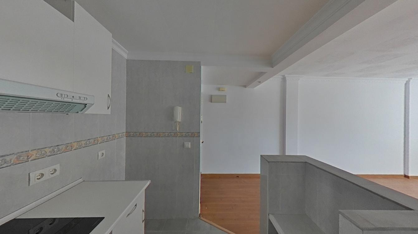 PISO A LA VENTA SIN POSESION