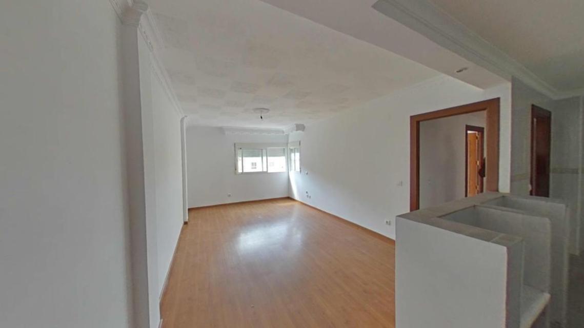 PISO A LA VENTA SIN POSESION