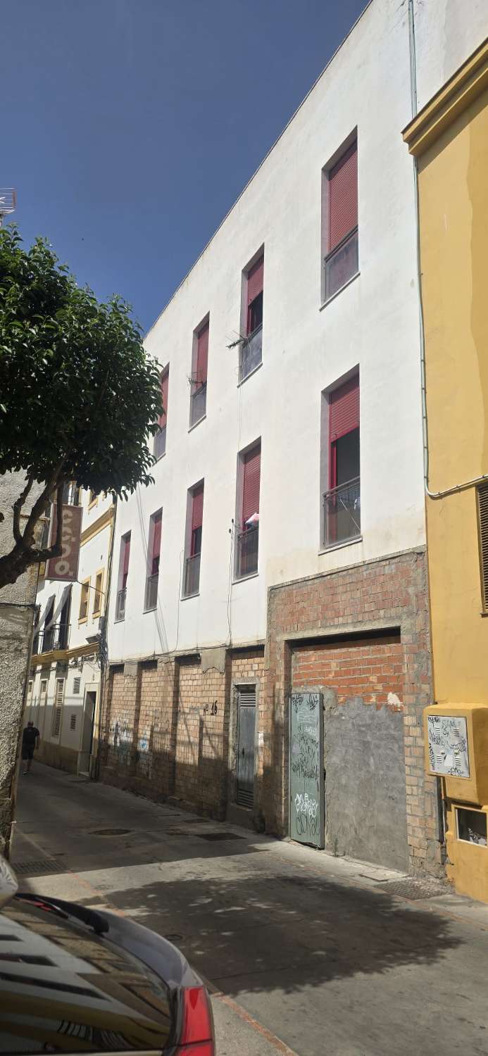 BUILDING FOR SALE, CONSTRUCTION STOPPED