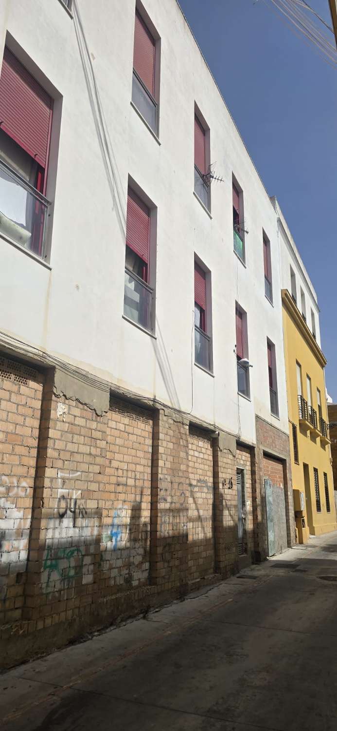 BUILDING FOR SALE, CONSTRUCTION STOPPED