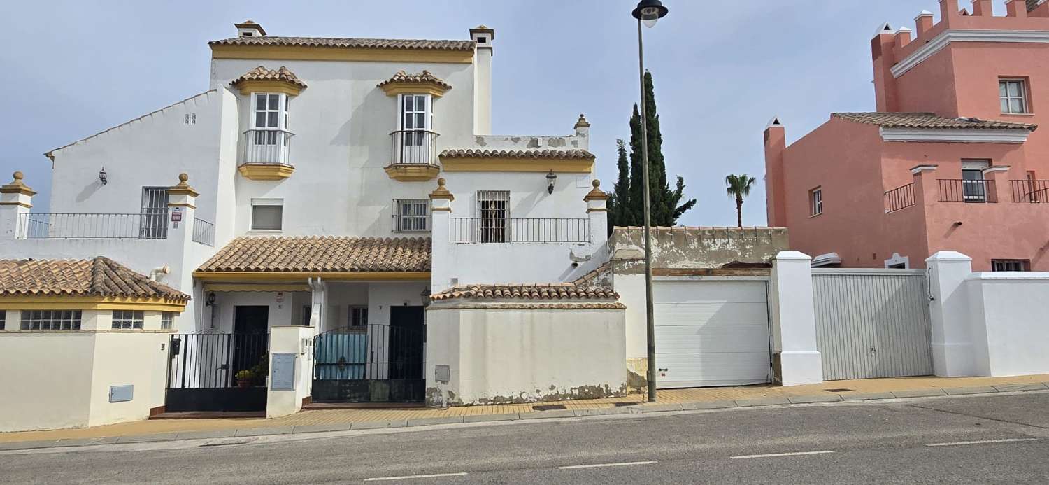 CHALET EN VENTA EN MARTIN MIGUEL