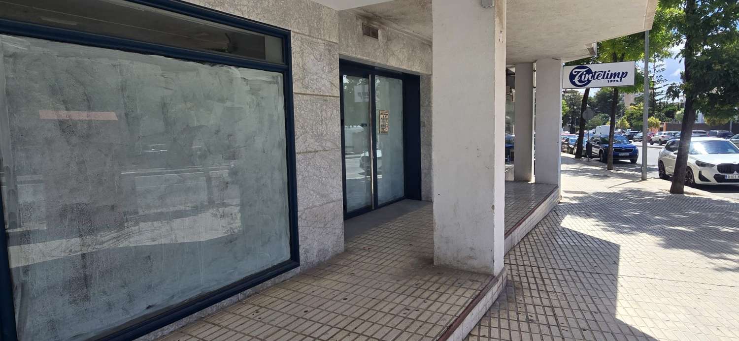 LOCAL EN VENTA EN ZONA DE LAS ADELFAS