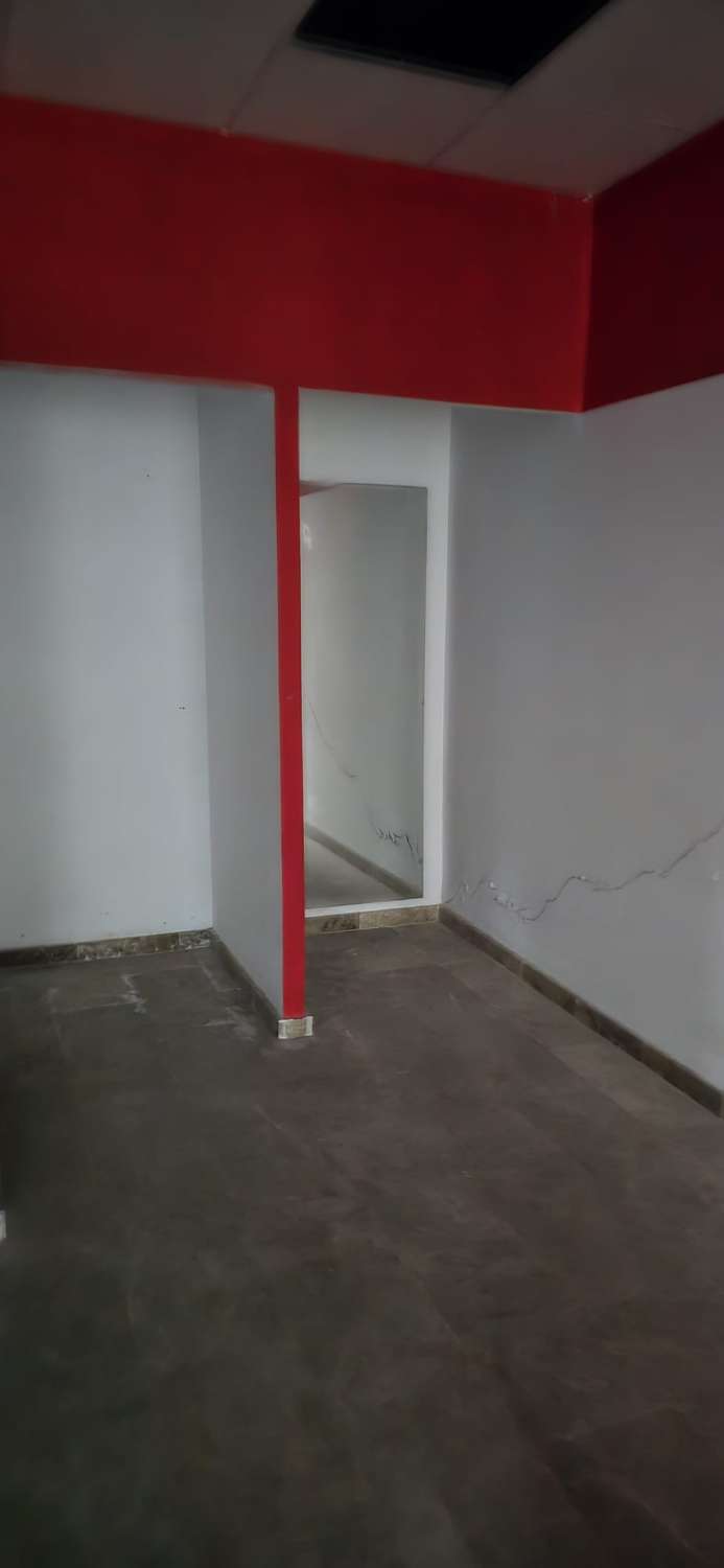 Business local for sale in Centro-Calzada-Cabo Noval (Sanlúcar de Barrameda)