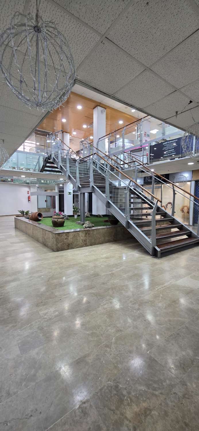 Business local for sale in Centro-Calzada-Cabo Noval (Sanlúcar de Barrameda)