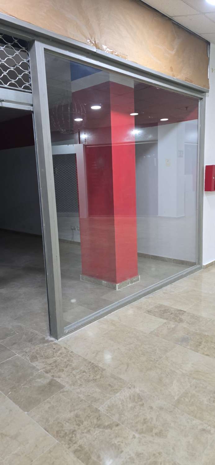 Business local for sale in Centro-Calzada-Cabo Noval (Sanlúcar de Barrameda)