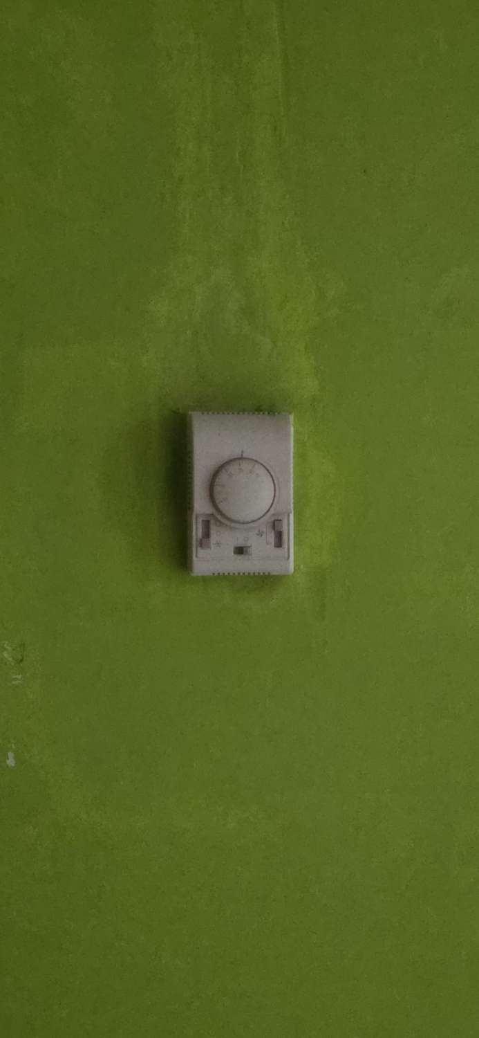 LOCA FOR SALE IN THE MAIN THEATER SHOPPING CENTER