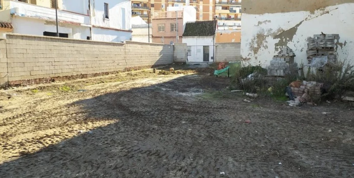 SOLAR URBANO EN VENTA ALGECIRAS