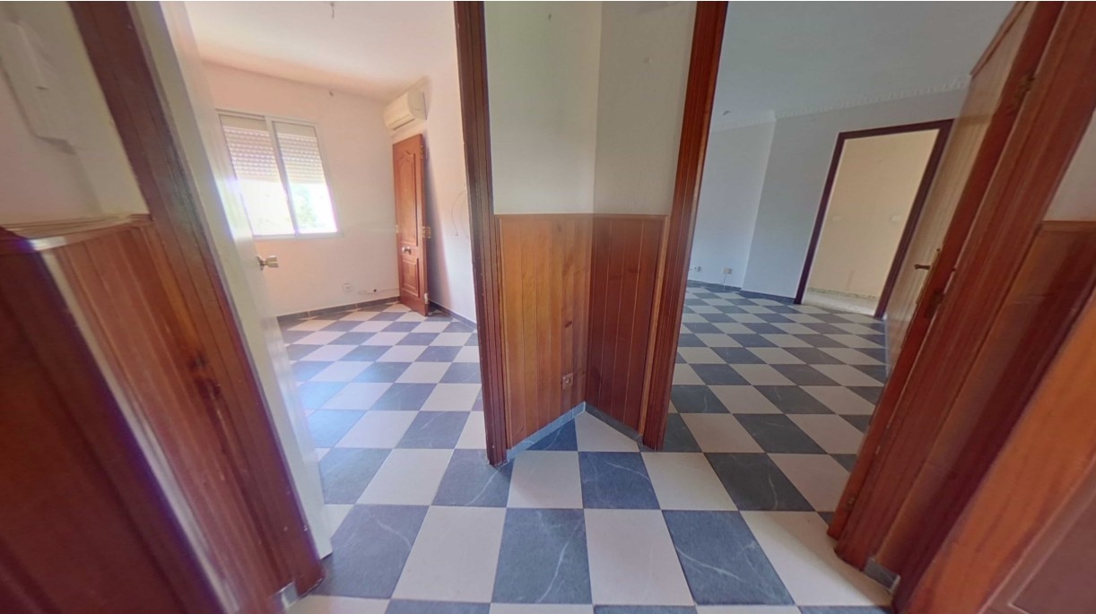 宽敞明亮的公寓。即将入住。