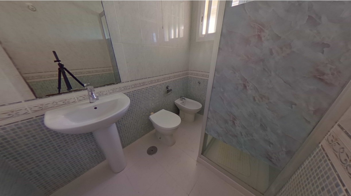 宽敞明亮的公寓。即将入住。