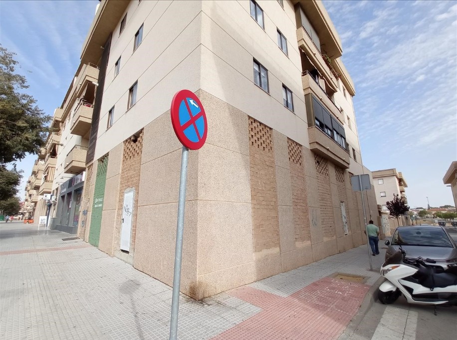 Raw premises for sale - East La Canaleja