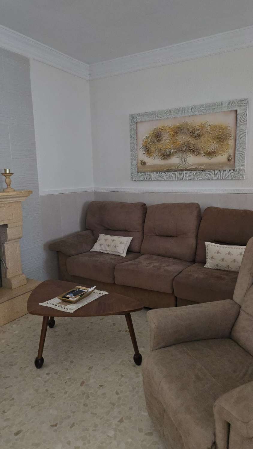 Villa indipendente in vendita - zona Avenida de la Marina