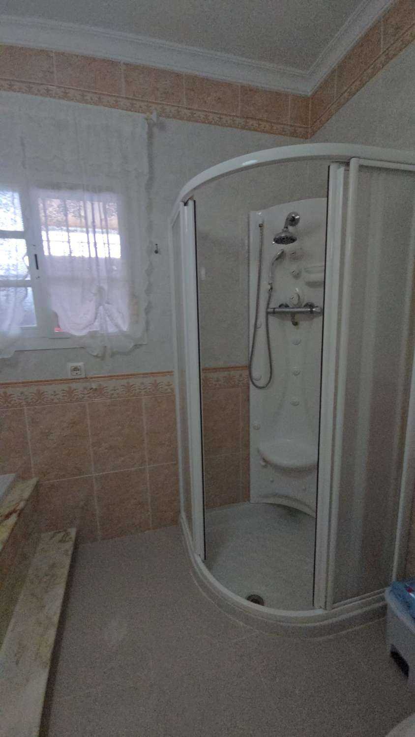 Villa indipendente in vendita - zona Avenida de la Marina