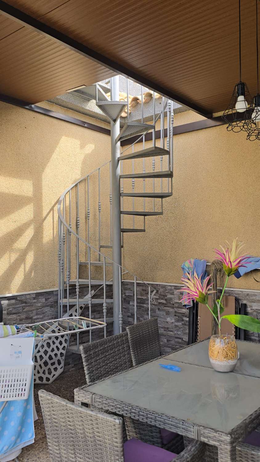 Villa indipendente in vendita - zona Avenida de la Marina