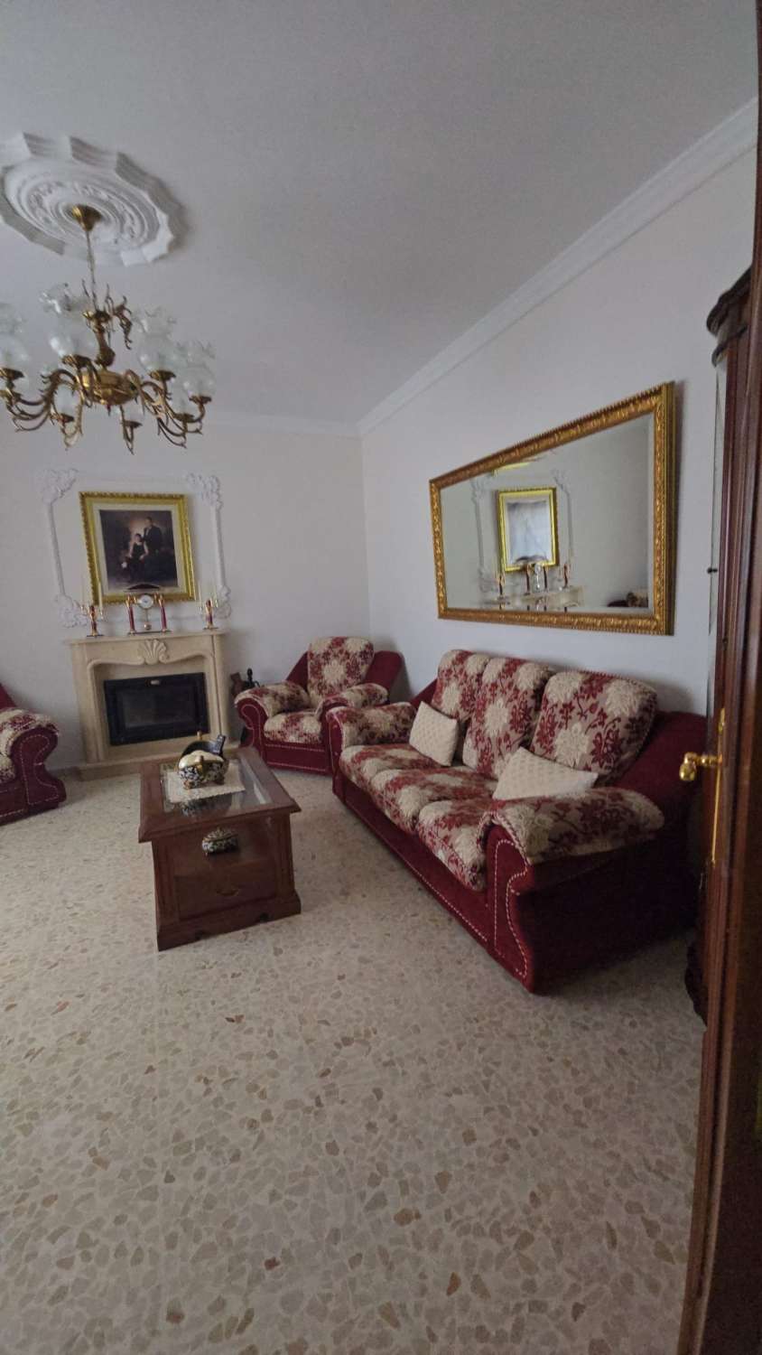 Villa indipendente in vendita - zona Avenida de la Marina