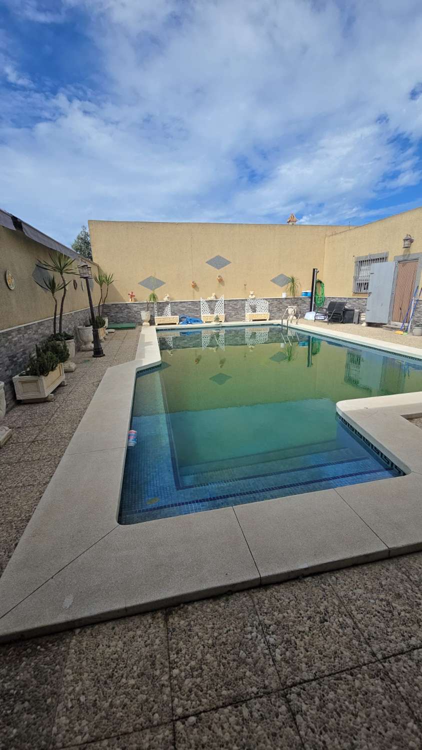 Villa indipendente in vendita - zona Avenida de la Marina