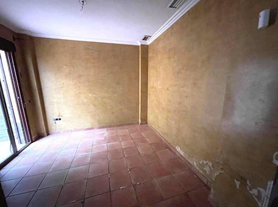 三层半独立式住宅