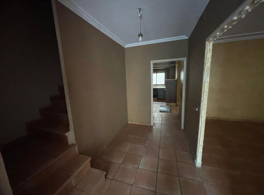 三层半独立式住宅