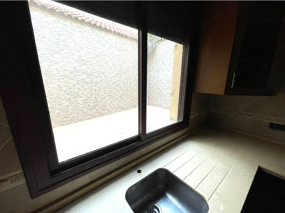 三层半独立式住宅