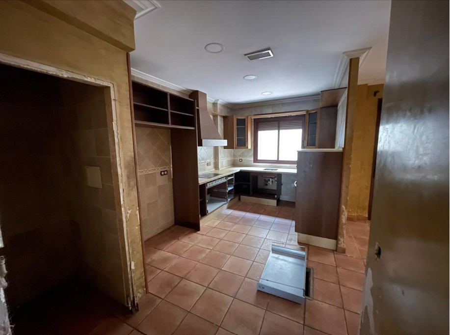 三层半独立式住宅