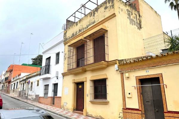 屋 出售 在 Tomares