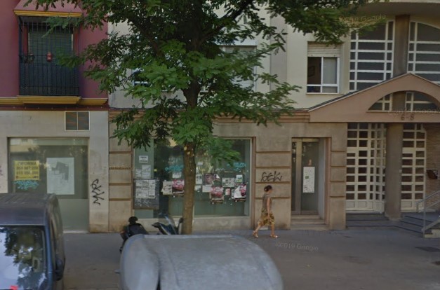 LOCAL - OFFICE PREVIOUSLY FUNCTIONING AS A REAL ESTATE AGENCY