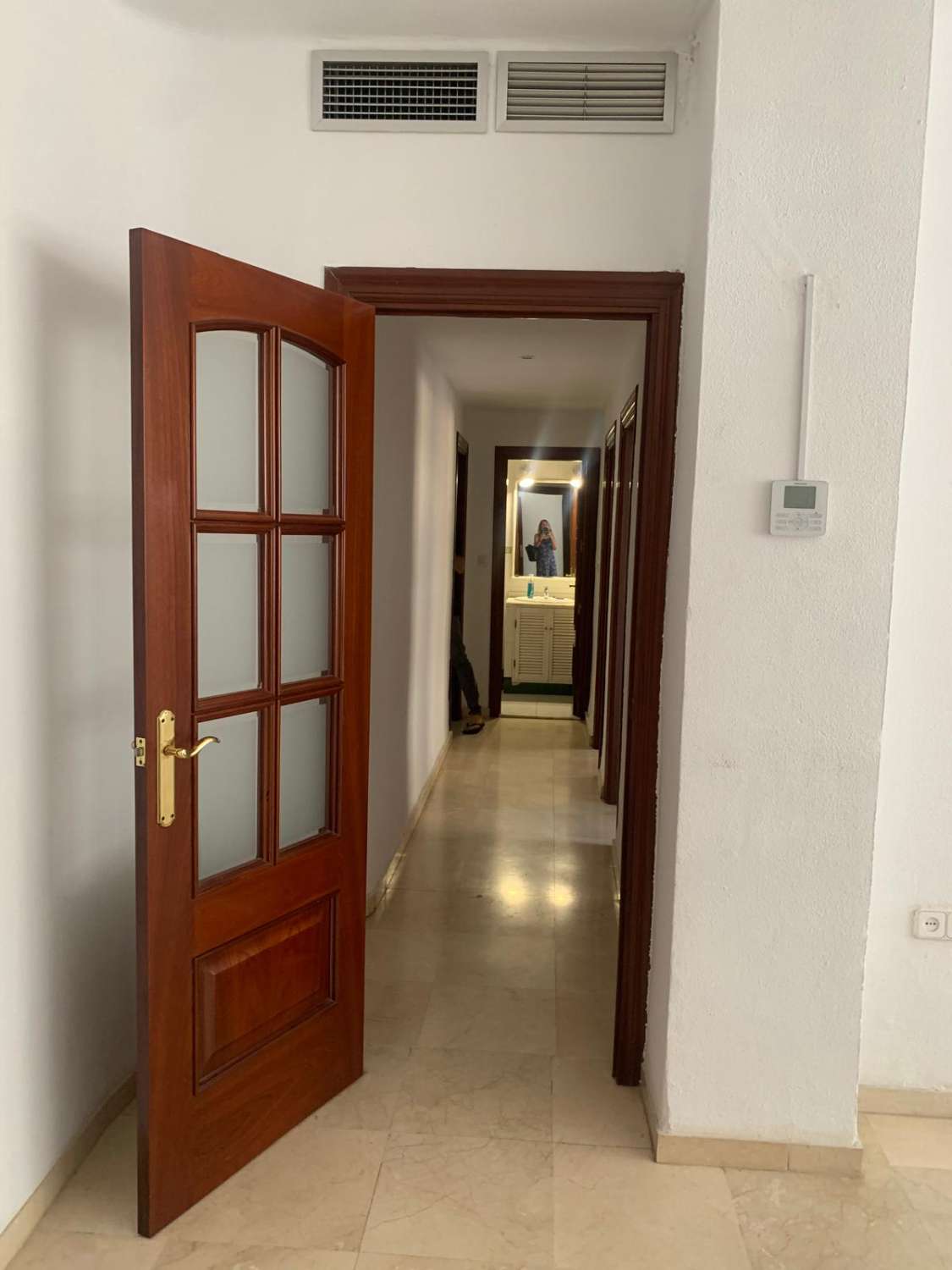 APARTMENT FOR SALE IN THE REMEDIOS AREA