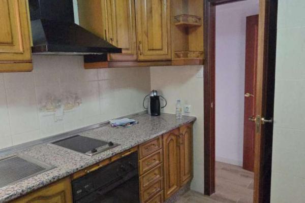 RENOVERAD LÄGENHET TILL SALU