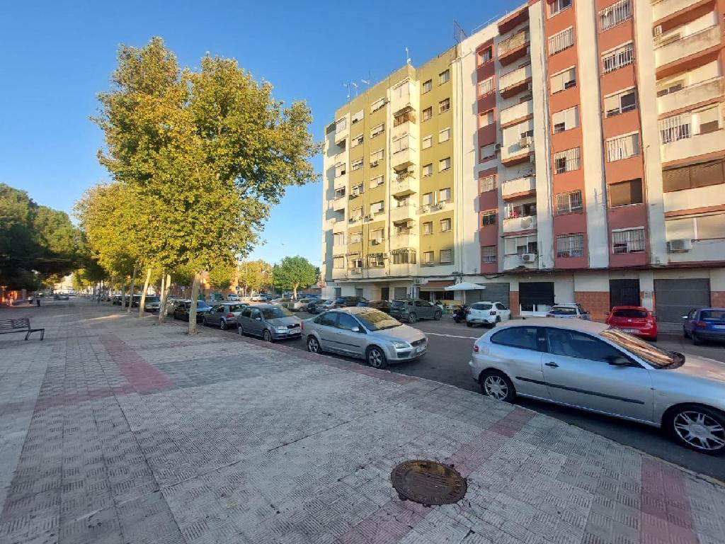 PISO EN VENTA DOS HERMANAS