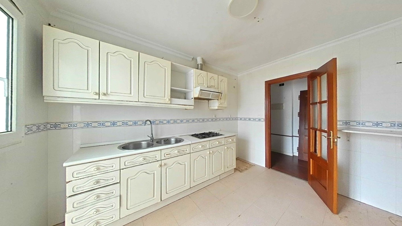 PISO EN UTRERA ADJUDICACION DIRECTA