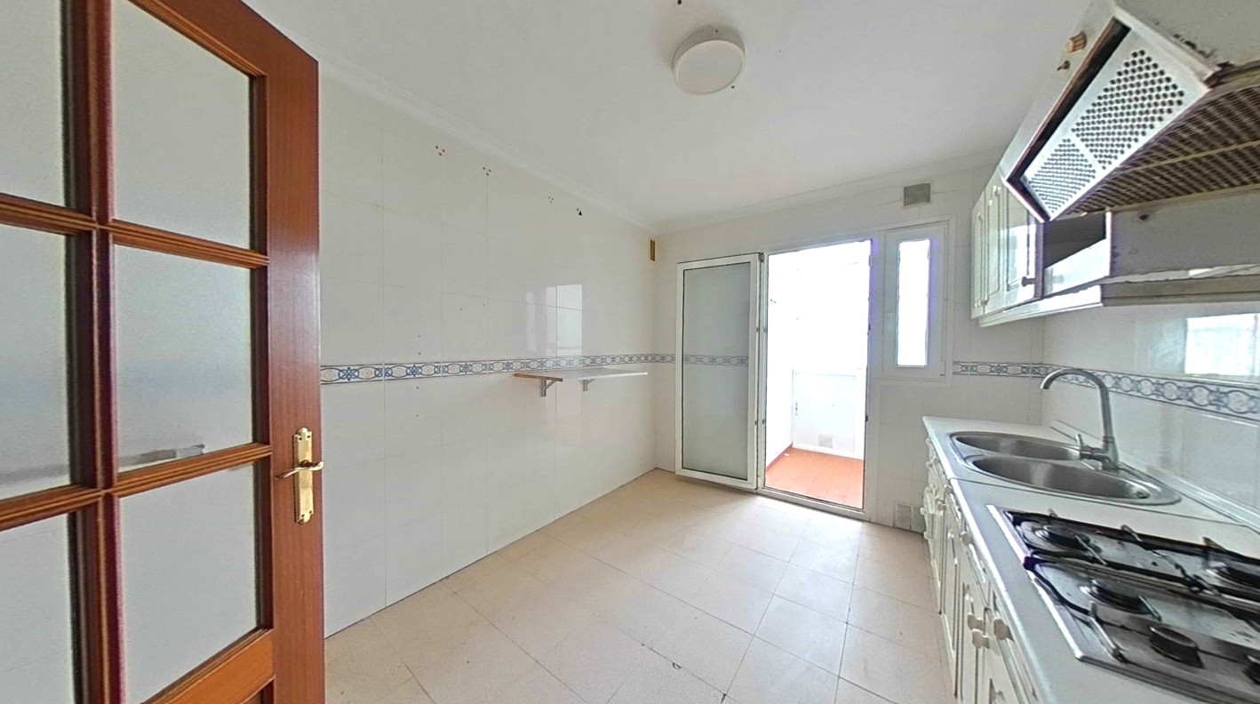 PISO EN UTRERA ADJUDICACION DIRECTA