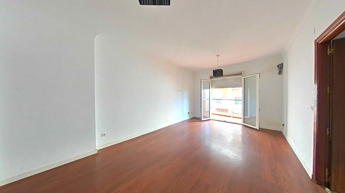 PISO EN UTRERA ADJUDICACION DIRECTA