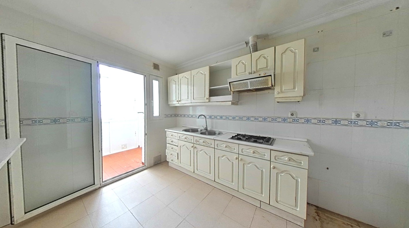 PISO EN UTRERA ADJUDICACION DIRECTA