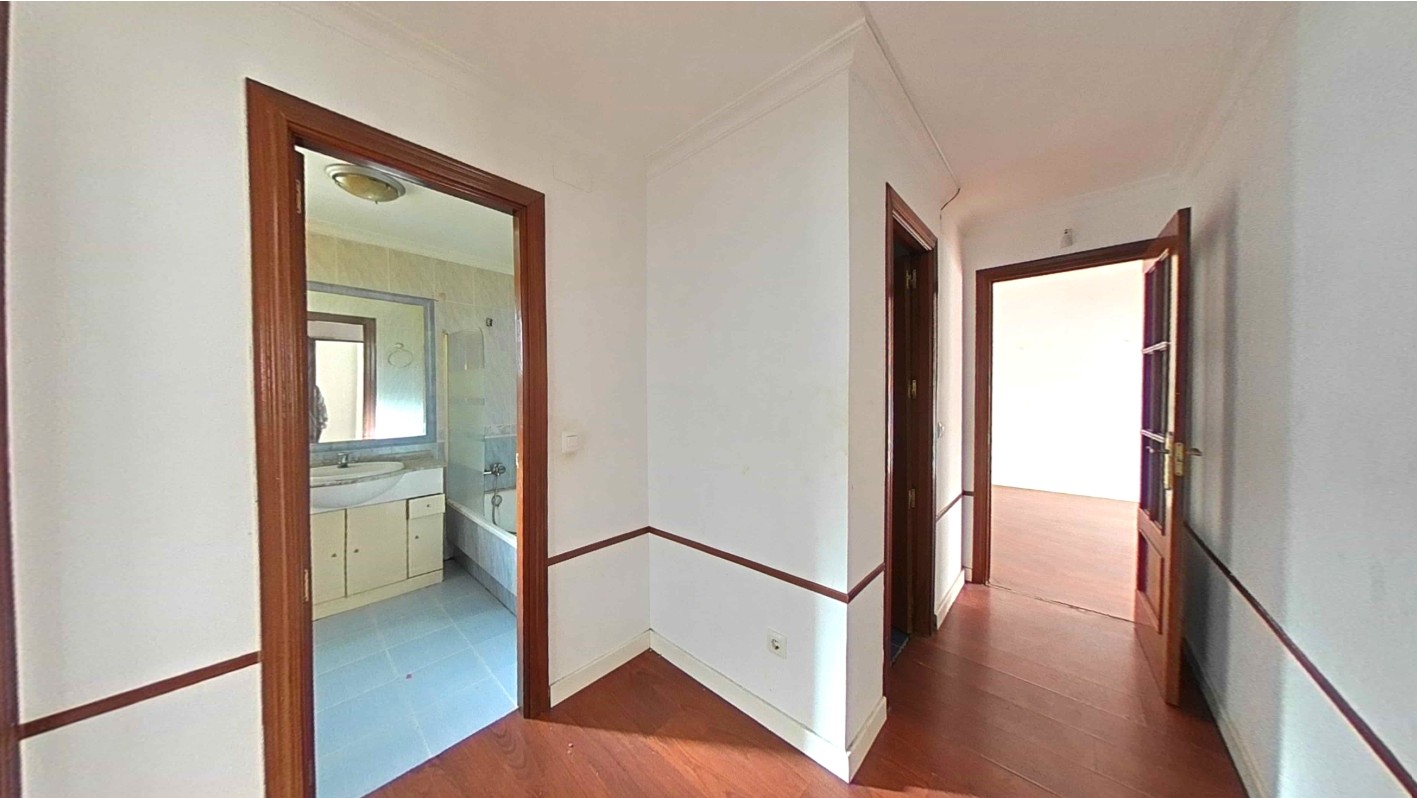 PISO EN UTRERA ADJUDICACION DIRECTA