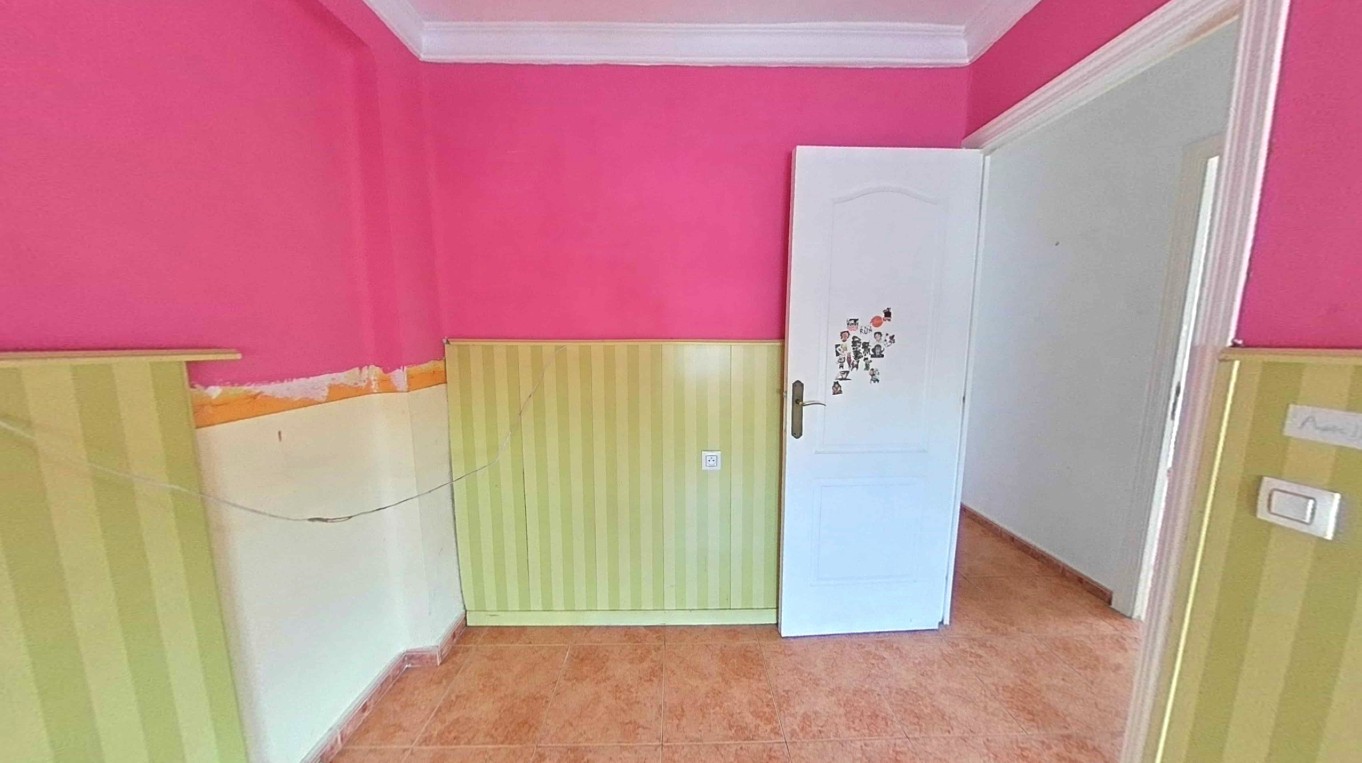 PISO PARA SU VENTA EN POLIGONO DE SAN TELMO