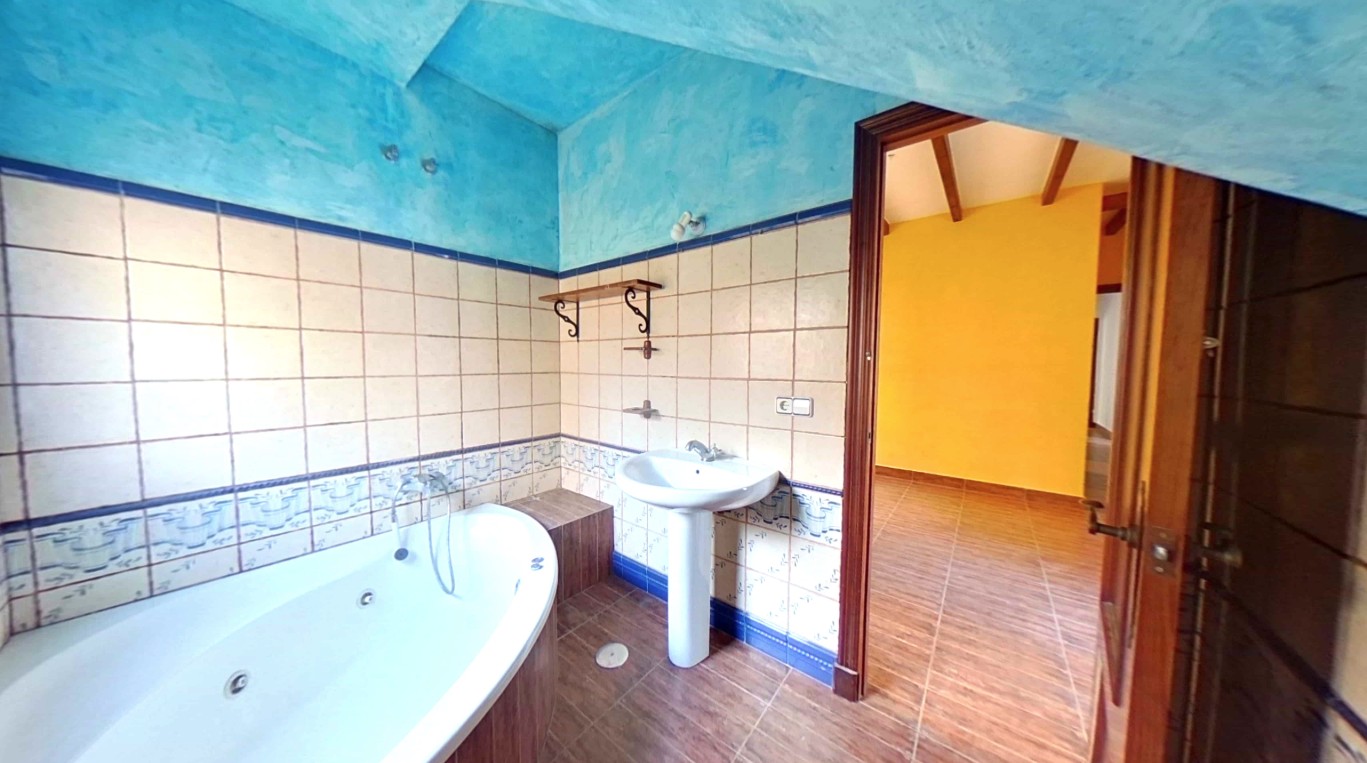 CHALET INDEPNDIENTE EN VENTA