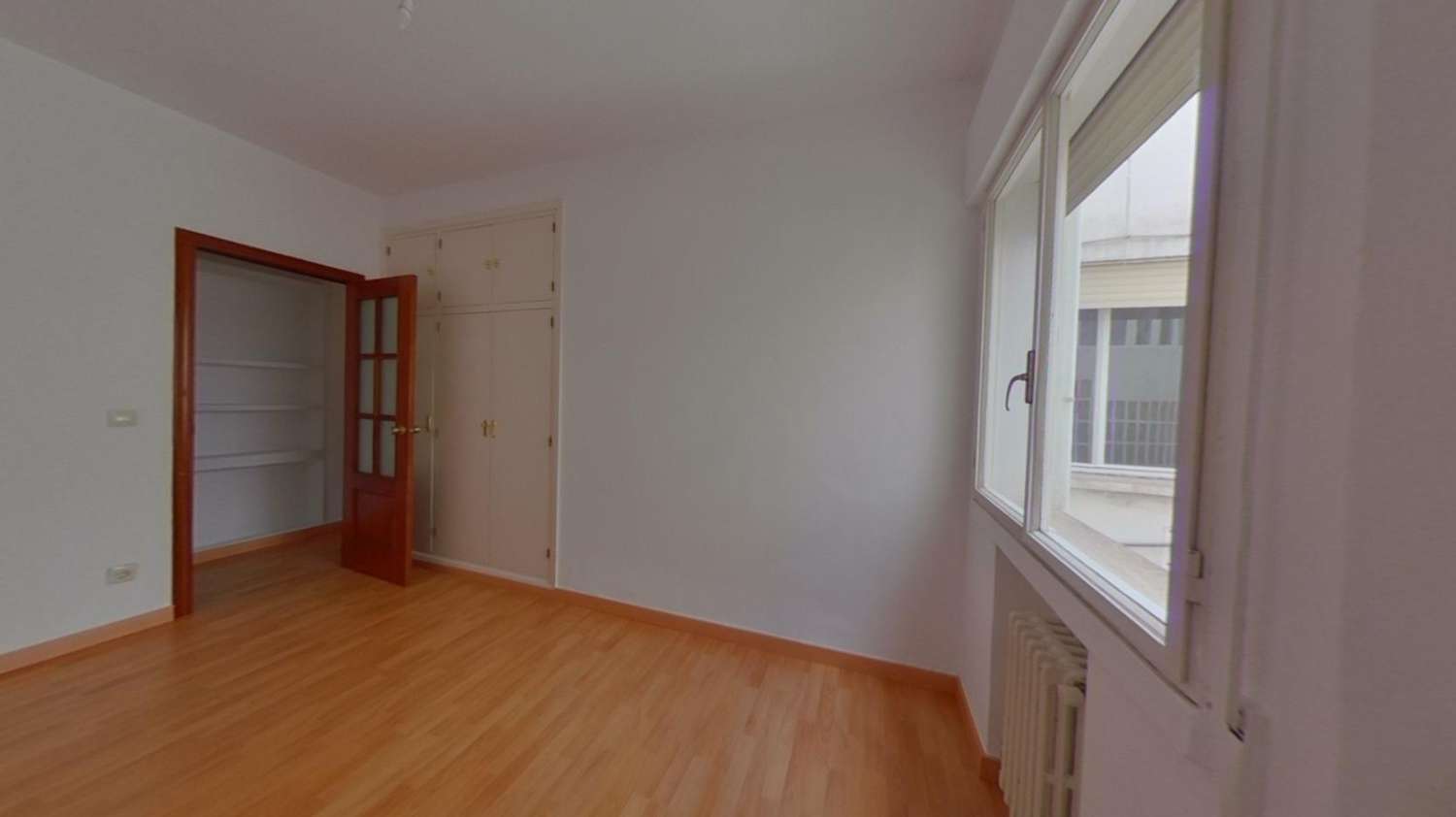 PISO EN VENTA EN SEVILLA - LOS REMEDIOS