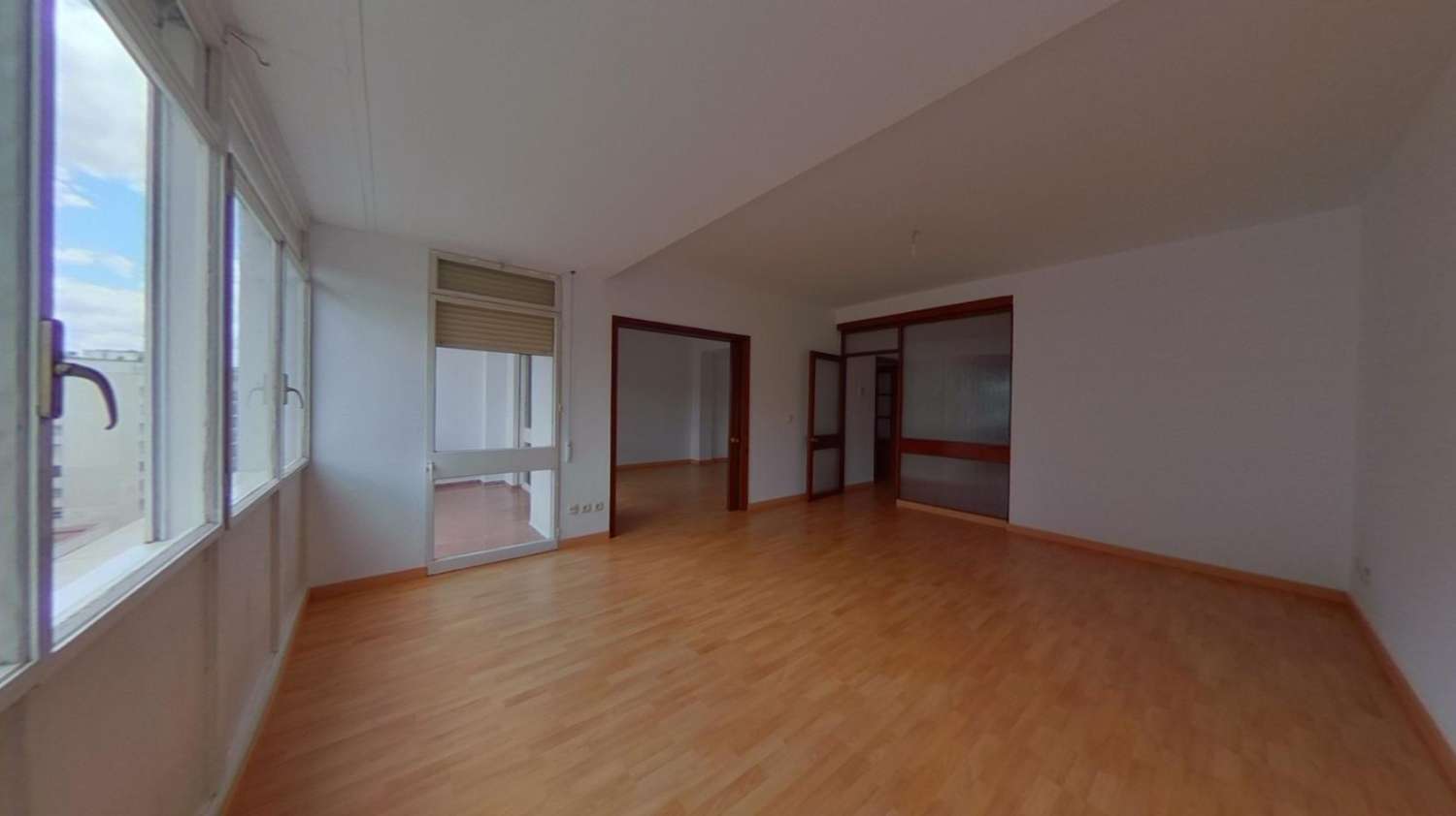 PISO EN VENTA EN SEVILLA - LOS REMEDIOS