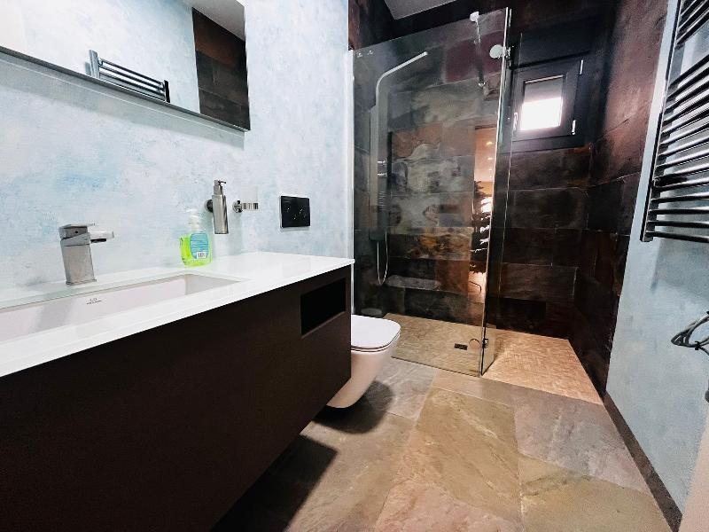 CHALET ADOSADO EN VENTA REFORMADO
