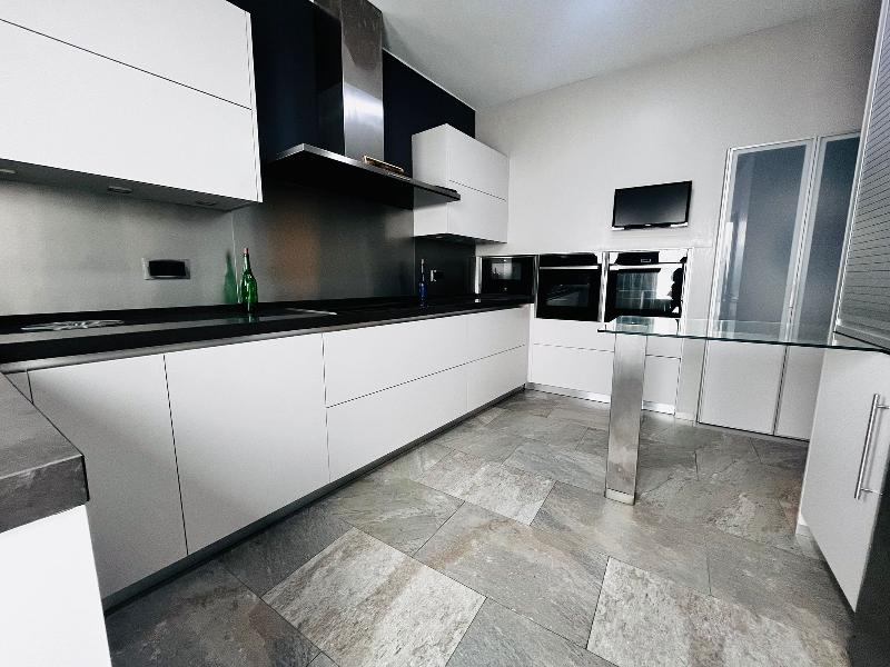 CHALET ADOSADO EN VENTA REFORMADO