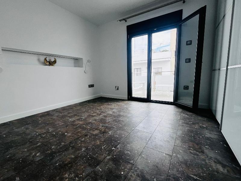 CHALET ADOSADO EN VENTA REFORMADO
