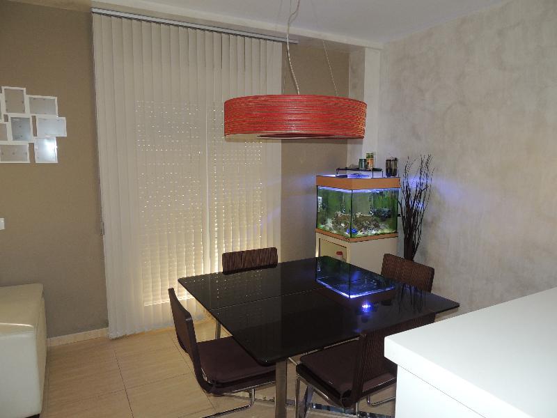 VIVIENDA TIPO DUPLEX EN VENTA - ROTA