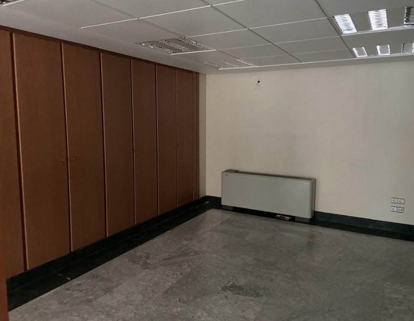 LOCAL EN VENTA - ANIGUA ENTIDAD BANCARIA