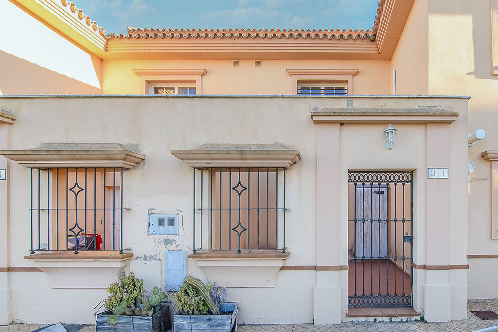 VIVIENDA A LA VENTA AGRAVADO CON CARGAS