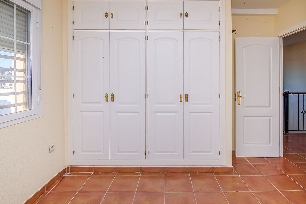 VIVIENDA A LA VENTA AGRAVADO CON CARGAS
