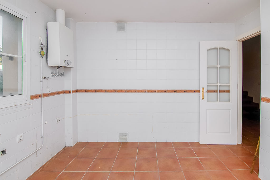 VIVIENDA A LA VENTA AGRAVADO CON CARGAS