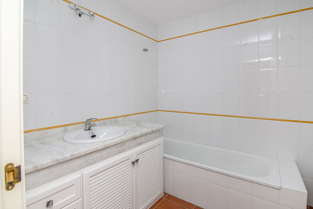 VIVIENDA A LA VENTA AGRAVADO CON CARGAS